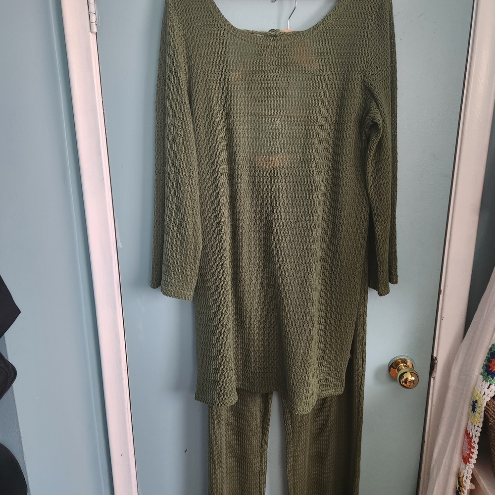 La Vie En Rose Sage Green Knit Set